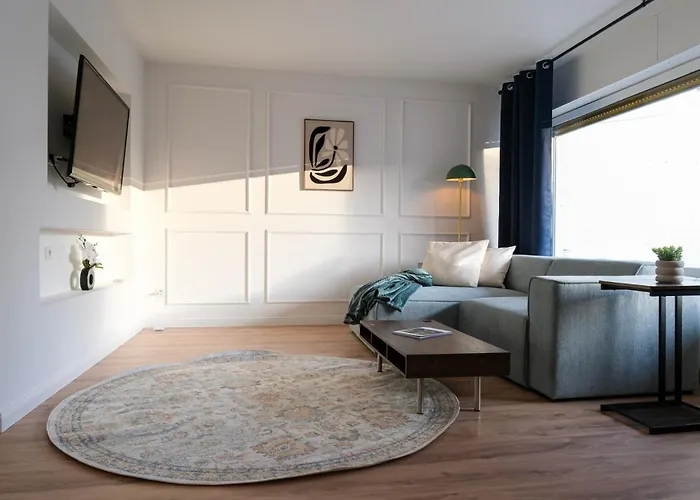 Semesterbostad Deluxe House Mit Terrasse & Garten - Komfort & Raum Duisburg