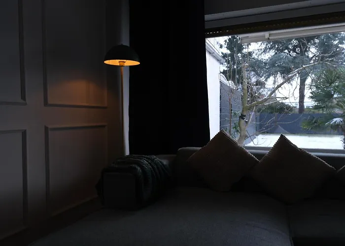 Deluxe House mit Terrasse&Garten - Komfort&Raum